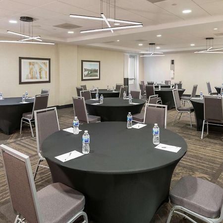 Hilton Garden Inn Silver Spring White Oak Ngoại thất bức ảnh